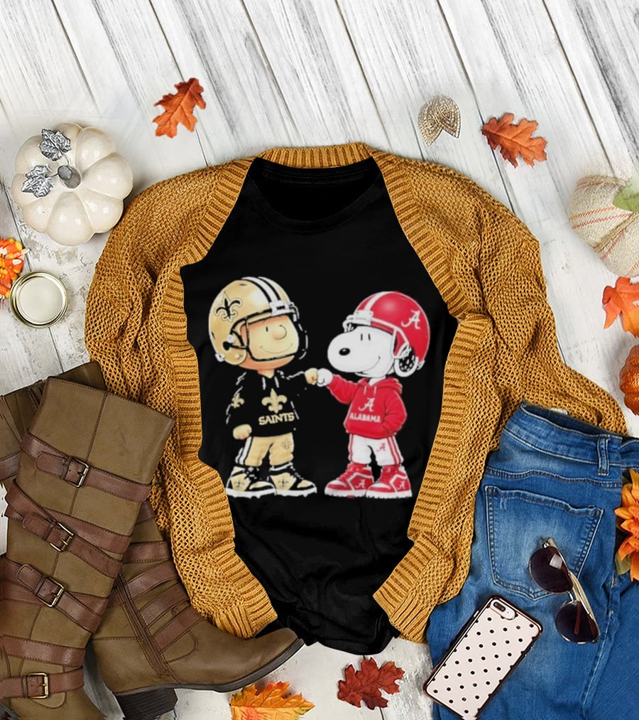 Charlie Brown Saints Snoopy Alabama Fist Bump Football T-Shirt
