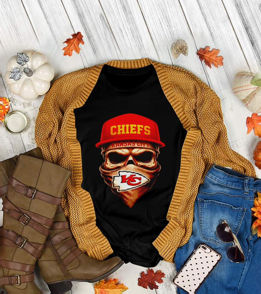 Kansas City Chiefs Skull Bandana KC T-Shirt