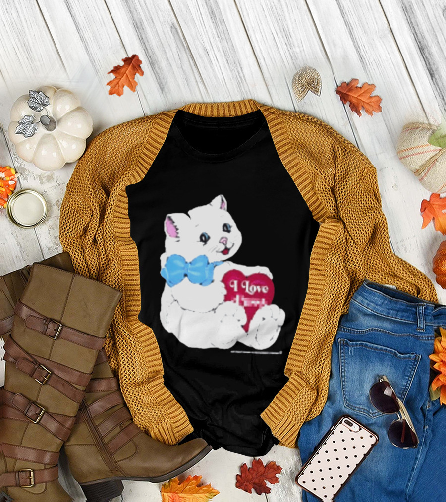 I Love Pussy Cats Heart Blue Bow Adorable White Kitten T-Shirt