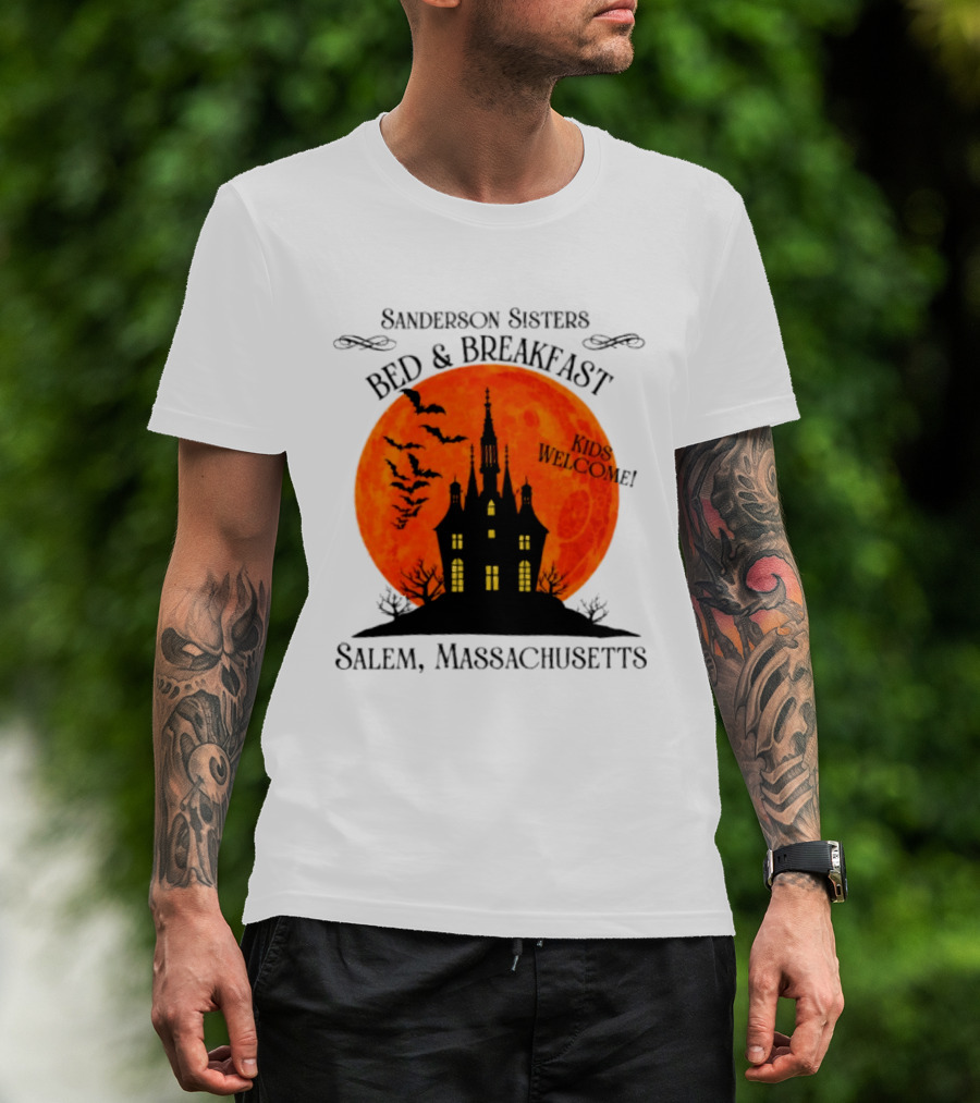 Sanderson Sisters Bed And Breakfast Kids Welcome Salem Massachusetts Halloween Bats Haunted House T-Shirt