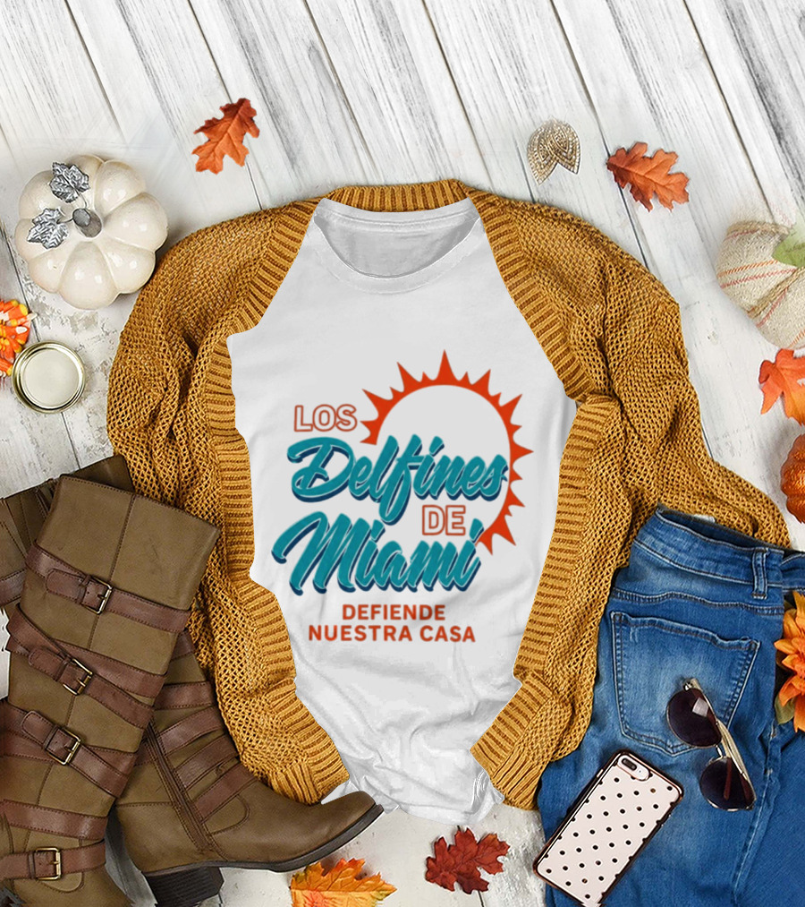 Los Delfines De Miami Defiende Nuestra Casa Solar T-Shirt