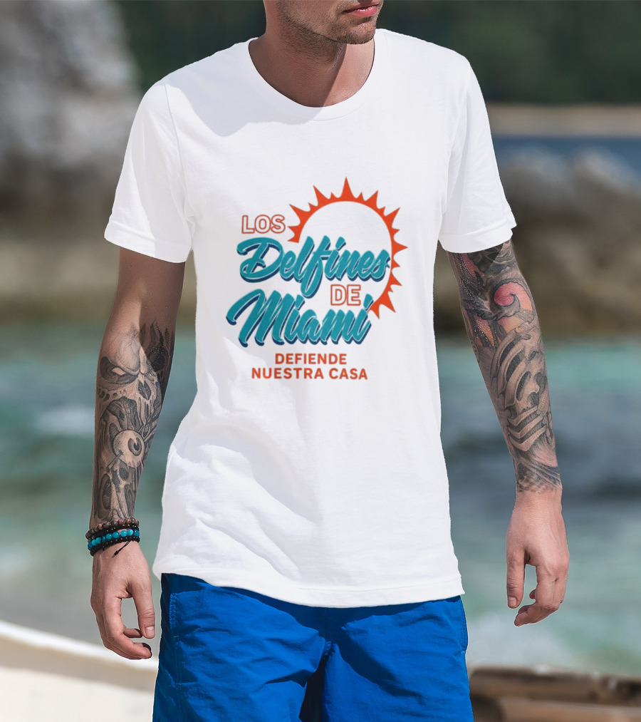 Los Delfines De Miami Defiende Nuestra Casa Solar T-Shirt