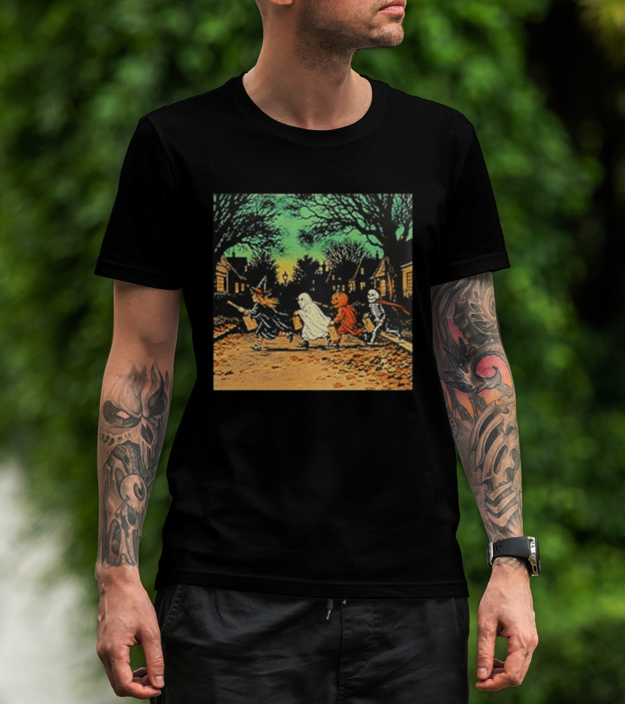 Trick Or Treat Witch Ghost Pumpkin Skeleton Halloween Scene T-Shirt