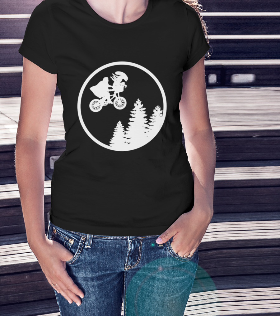 Alien On Bicycle With Trees In Circle Flying Scene 2026 T-Shirt