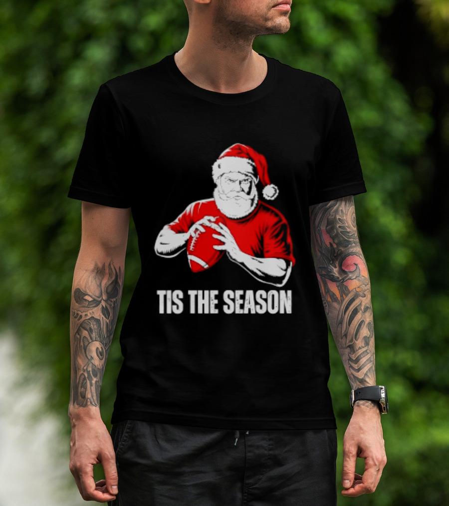 Santa Claus Playing Football Tis The Season Christmas 2026 T-Shirt
