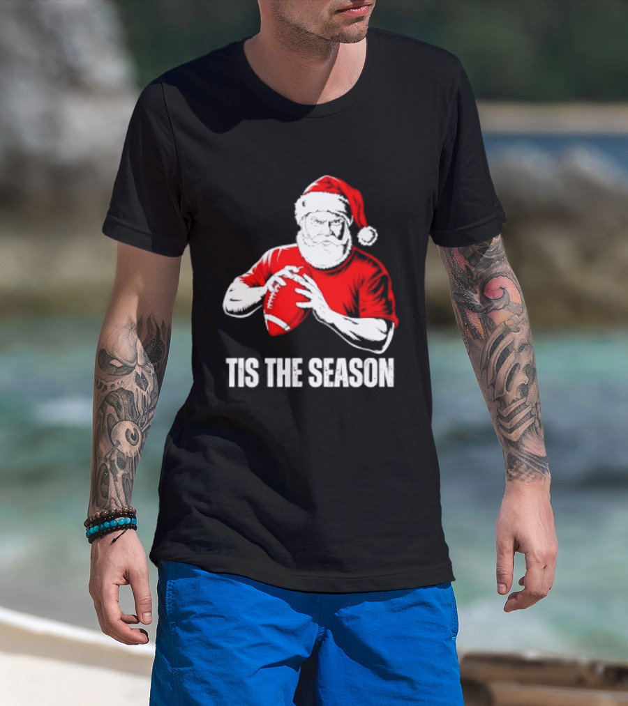 Santa Claus Playing Football Tis The Season Christmas 2026 T-Shirt