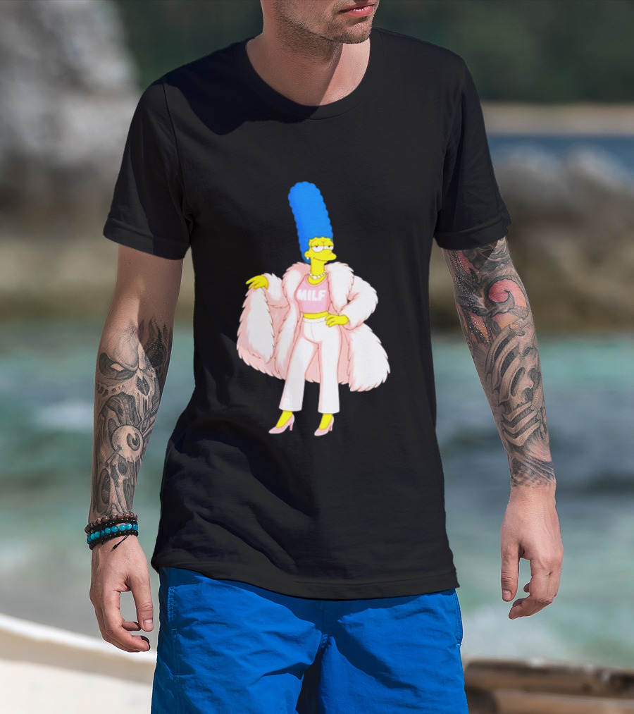 Marge Simpson Milf Pink Fur Coat The Simpsons Cartoon Iconic Character Fashion T-Shirt