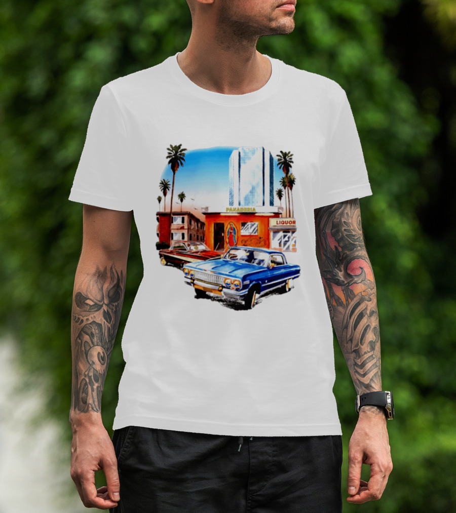 Panaderia Liquor Lowrider Scene With Vintage Cars And Palms T-Shirt