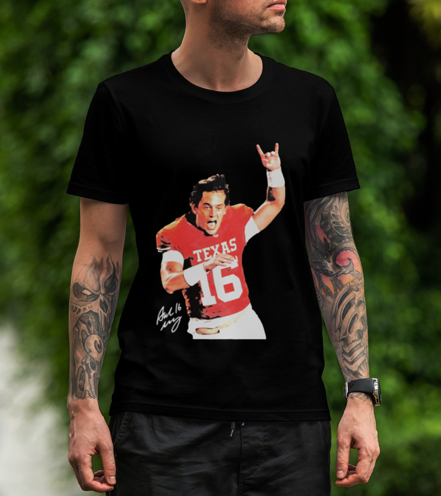 Arch Manning Texas Longhorns 16 Rock Hand Gesture T-Shirt