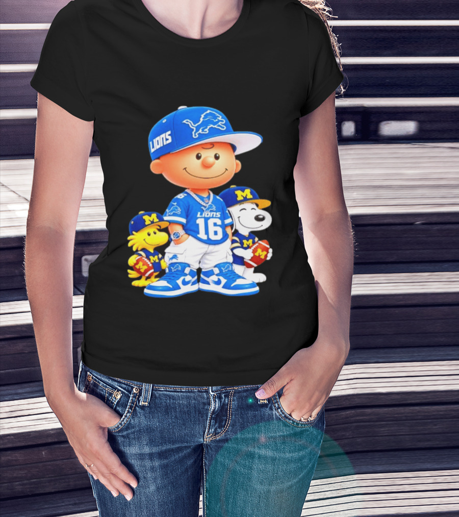 Charlie Brown Snoopy Woodstock Detroit Lions Michigan Wolverines Football Fan 16 T-Shirt