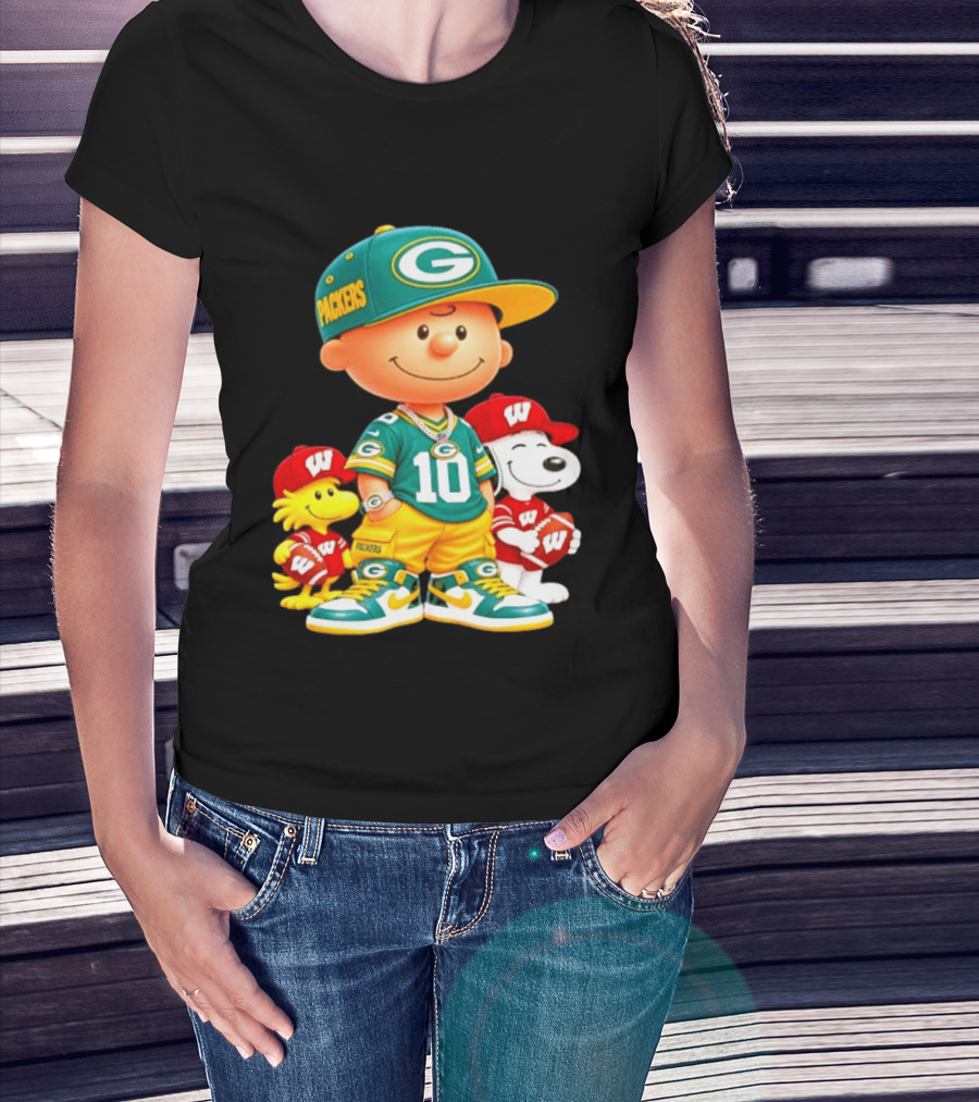 Charlie Brown Snoopy Woodstock Green Bay Packers Wisconsin Badgers Sports Fan Gear T-Shirt