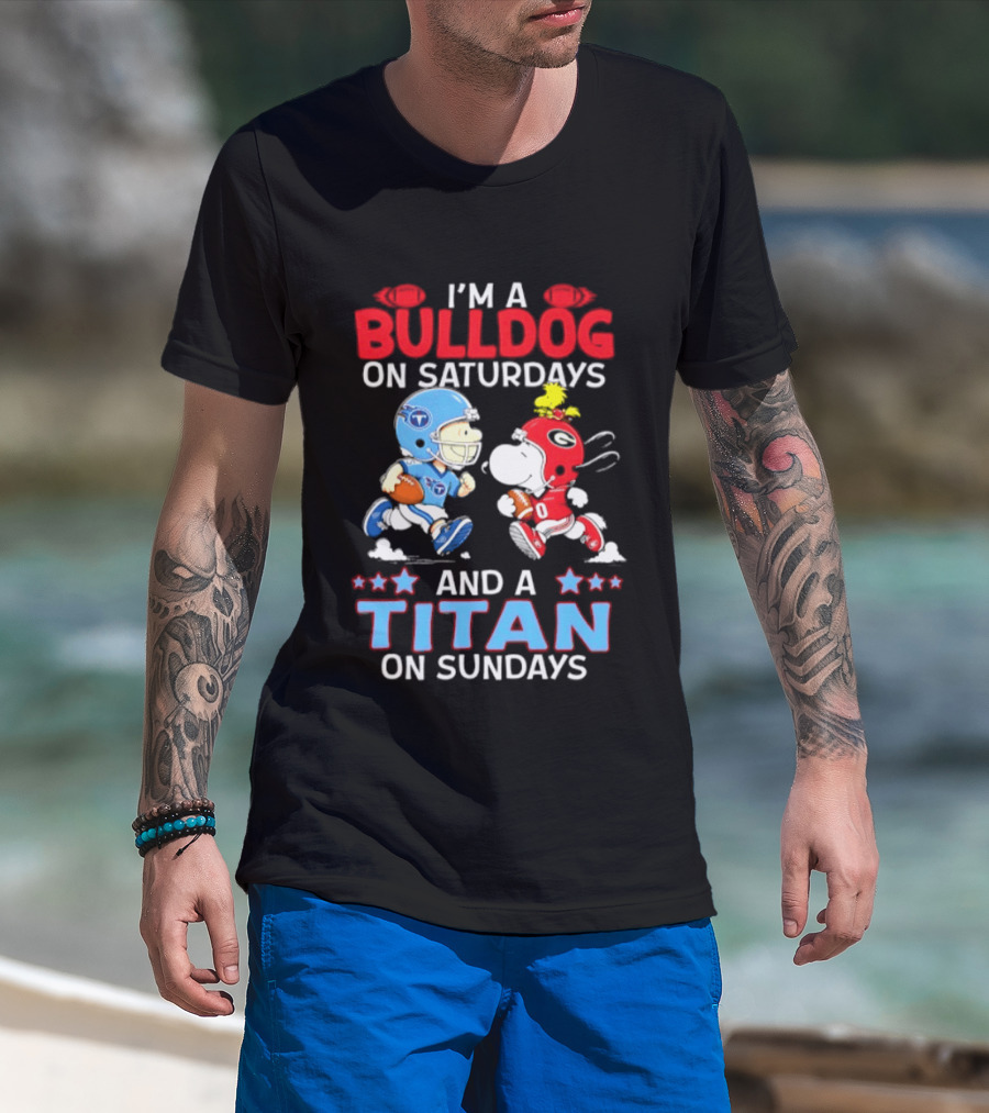 I'm A Bulldog On Saturdays And A Titan On Sundays Football Peanuts Characters T-Shirt