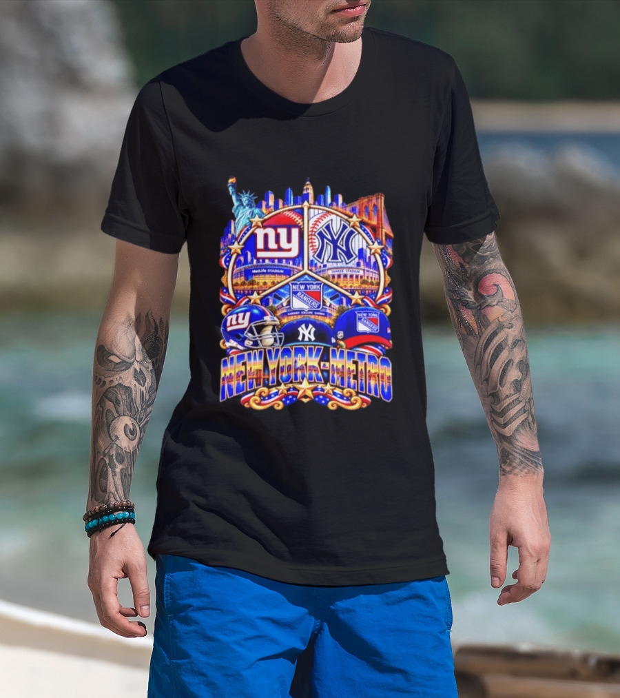 New York Metro Giants Yankees Rangers Skyline Stadium Statue Liberty T-Shirt