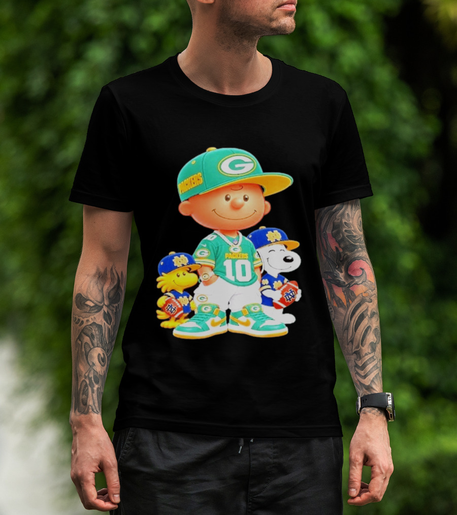 Peanuts Green Bay Packers Notre Dame Fighting Irish Football Characters Charlie Brown Snoopy Woodstock T-Shirt