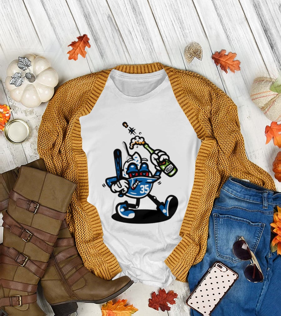 Cody Bellinger 35 Belli Champagne Celebration Baseball Cartoon T-Shirt