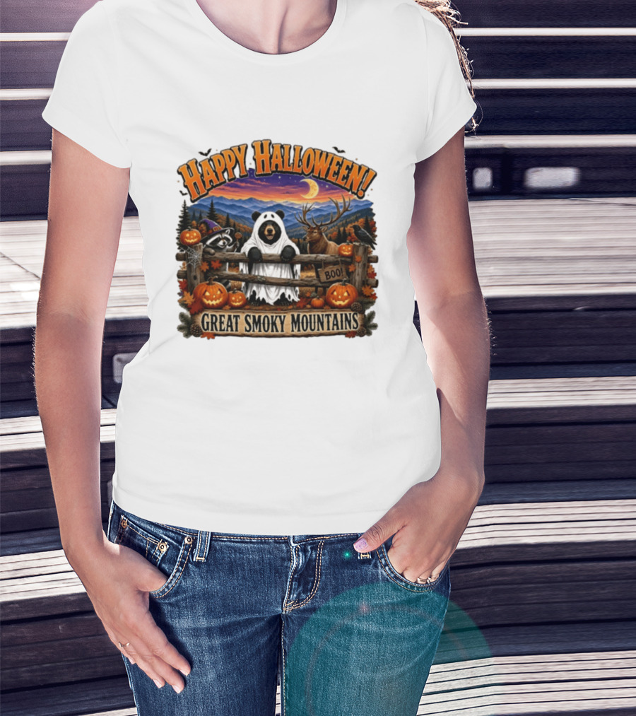 Happy Halloween Boo Great Smoky Mountains Bear Raccoon Deer T-Shirt