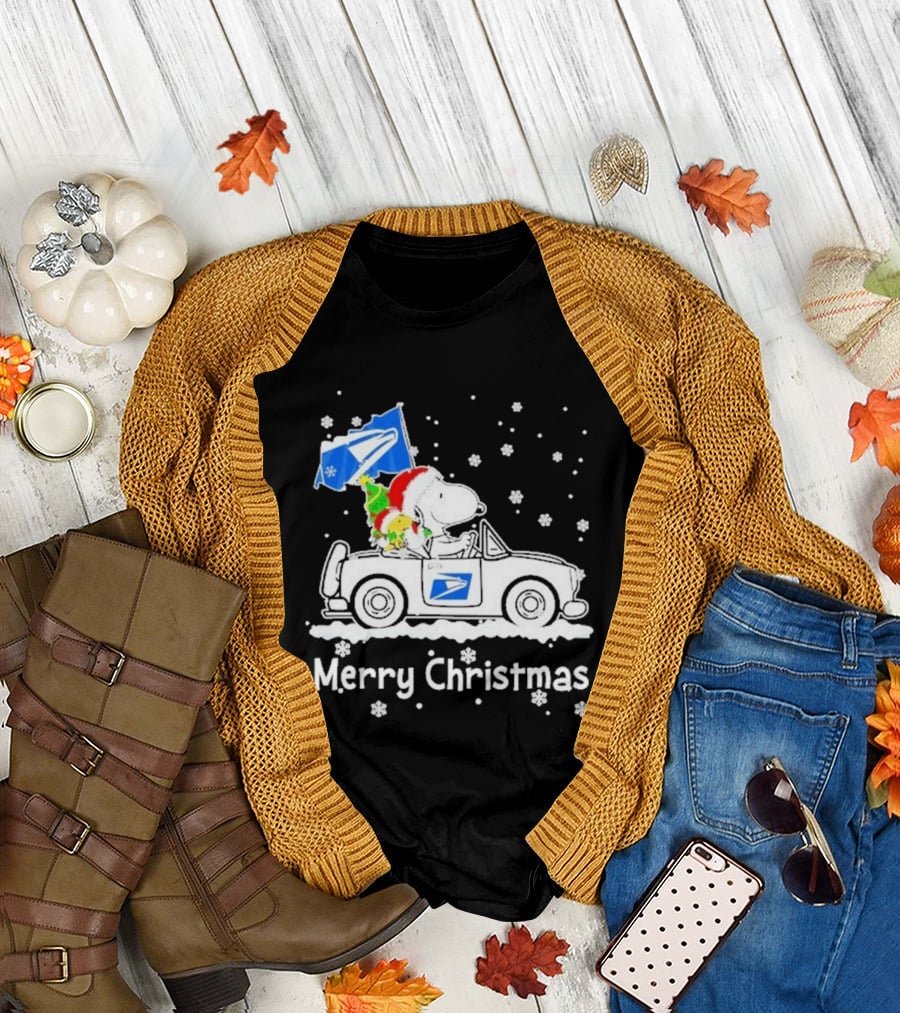 United States Postal Service Snoopy Woodstock Car Merry Christmas 2026 T-Shirt