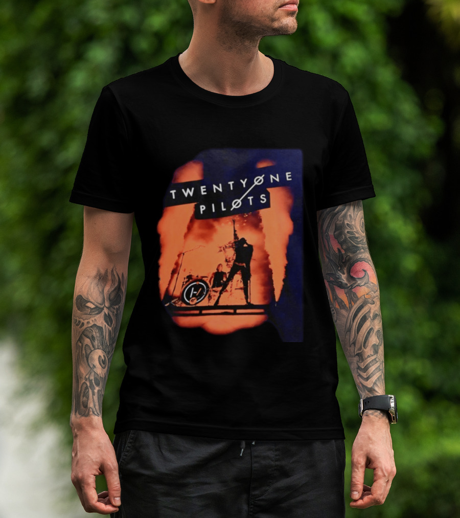 Twenty One Pilots Concert Orange Stage Lights Silhouette Tyler Joseph T-Shirt
