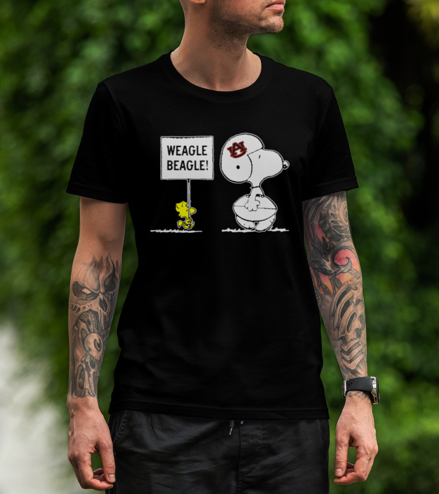 Snoopy Woodstock Auburn Tigers Weagle Beagle Football T-Shirt
