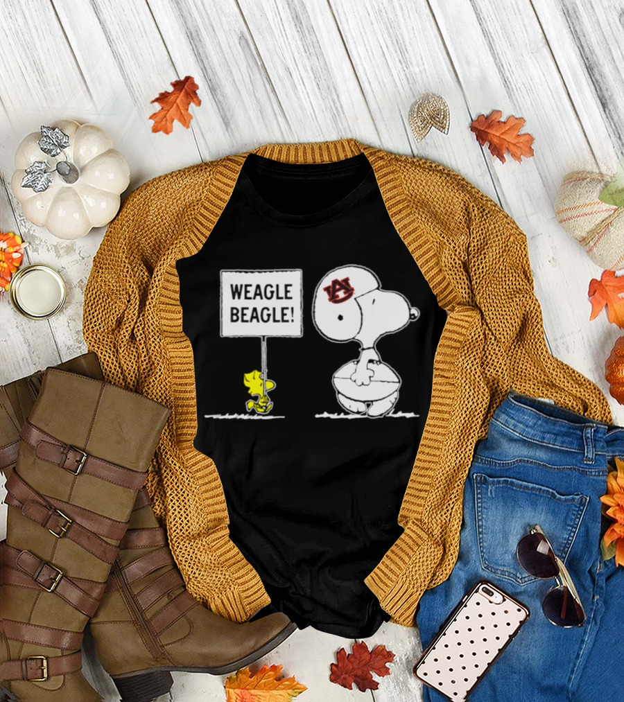 Snoopy Woodstock Auburn Tigers Weagle Beagle Football T-Shirt
