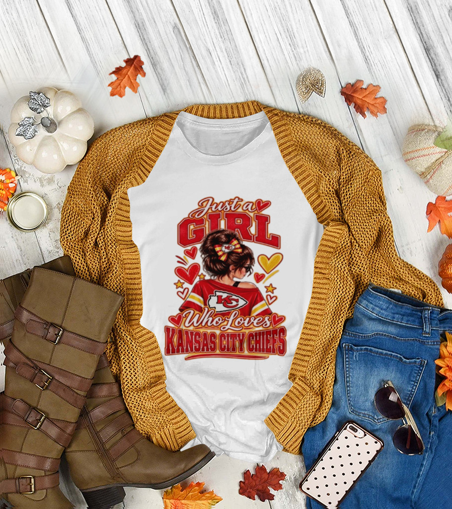 Just A Girl Who Loves Kansas City Chiefs KC Fan Heart Stars T-Shirt