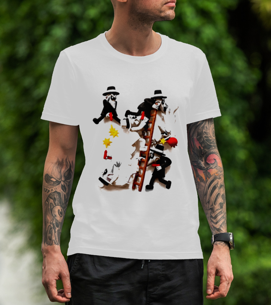 Spooky Woods Spy Ladder 2026 Comic Stars T-Shirt