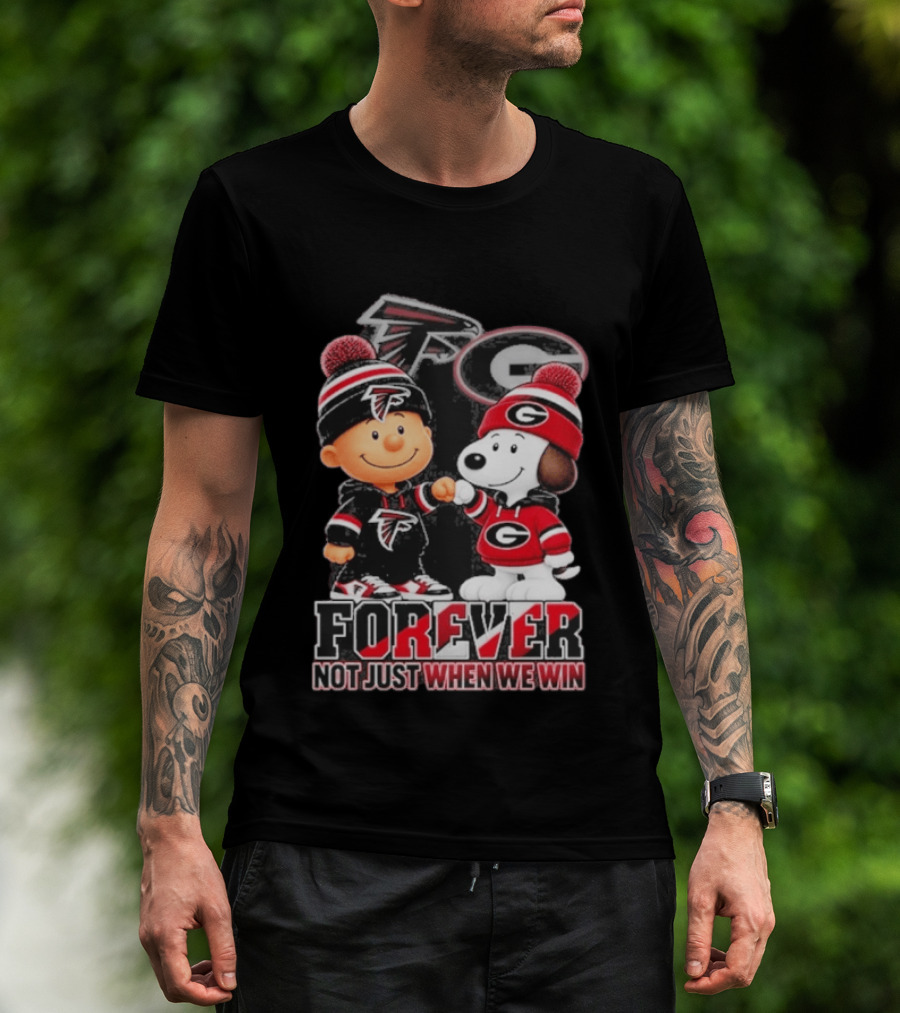 Atlanta Falcons Charlie Brown Georgia Bulldogs Snoopy Fist Bump Forever Not Just When We Win T-Shirt