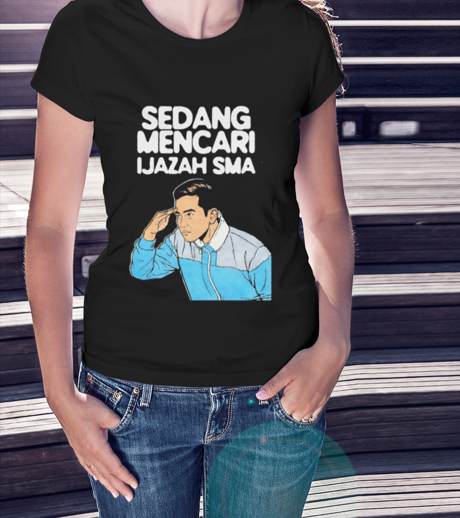 Sedang Mencari Ijazah SMA Man In Blue Jacket Visual T-Shirt