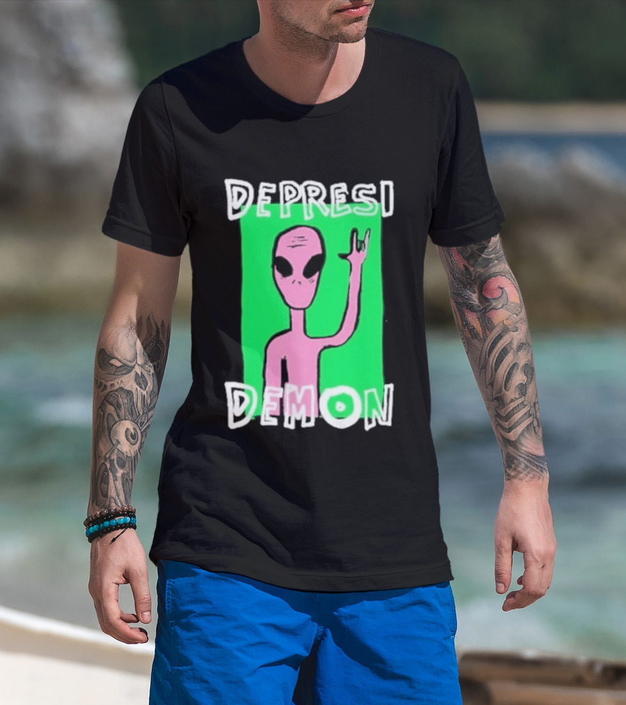 Depresi Demon Pink Alien Rock On Meme T-Shirt