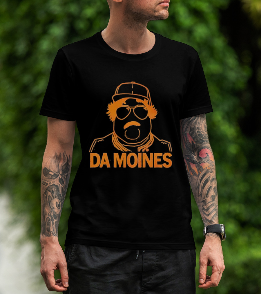 RAYGUN Da Moines Iconic Design With Cap And Sunglasses T-Shirt