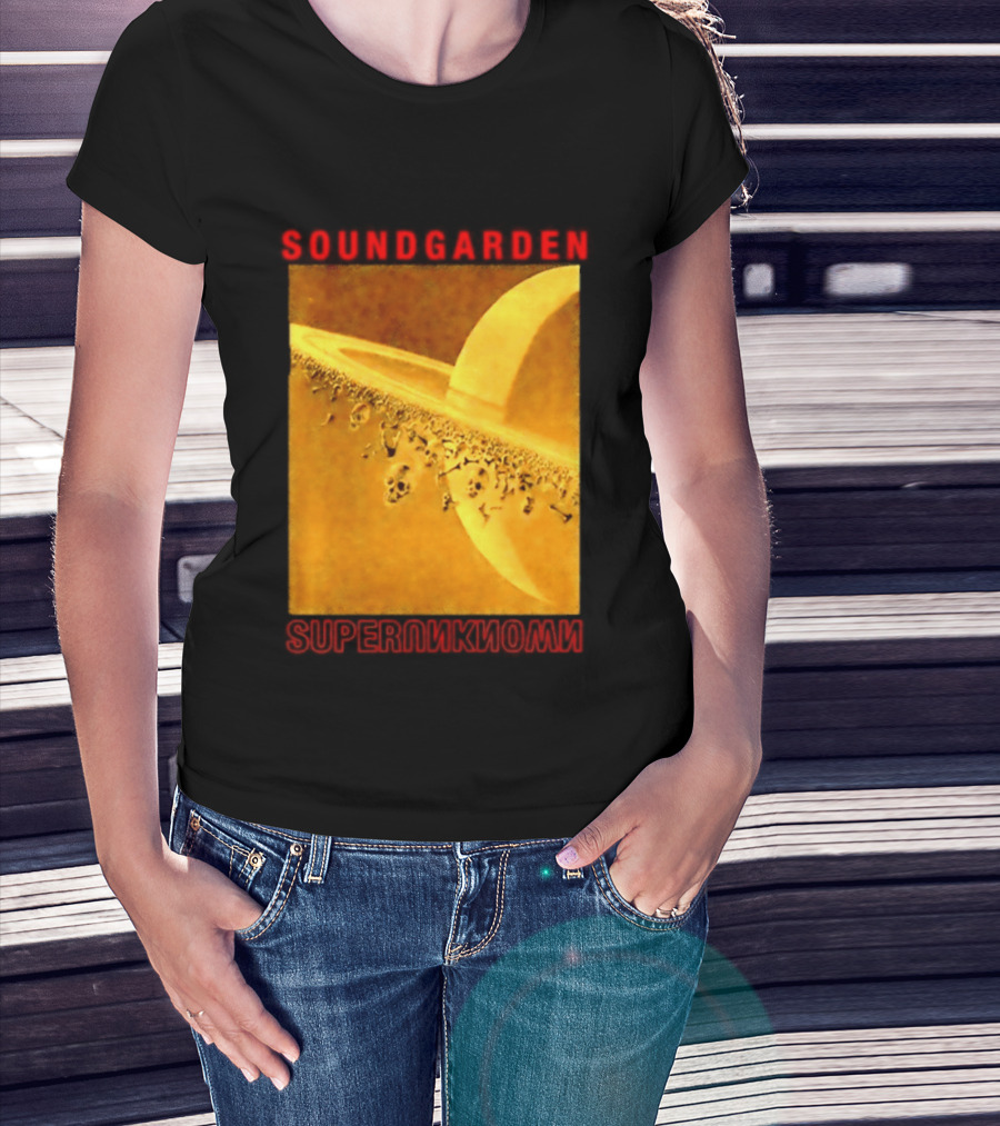 Soundgarden Superunknown Saturn Skulls Grunge Chris Cornell T-Shirt