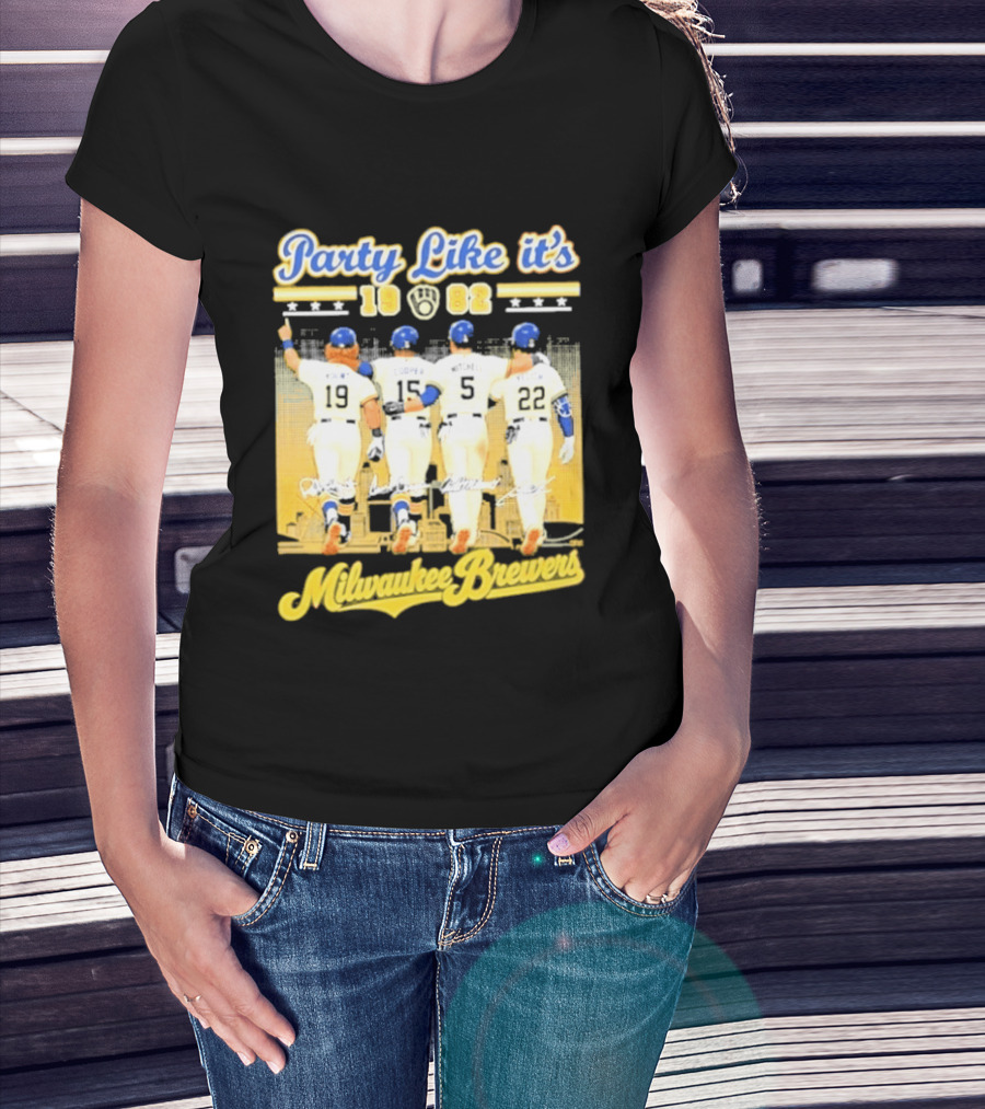 Party Like It's 1982 Milwaukee Brewers City Skyline Signatures T-Shirt