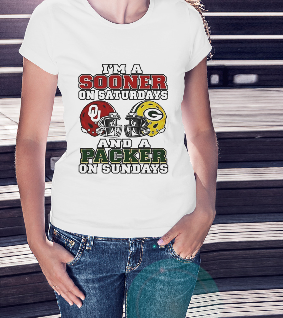 I'm A Sooner On Saturdays And A Packer On Sundays OU Green Bay Helmets 2026 T-Shirt