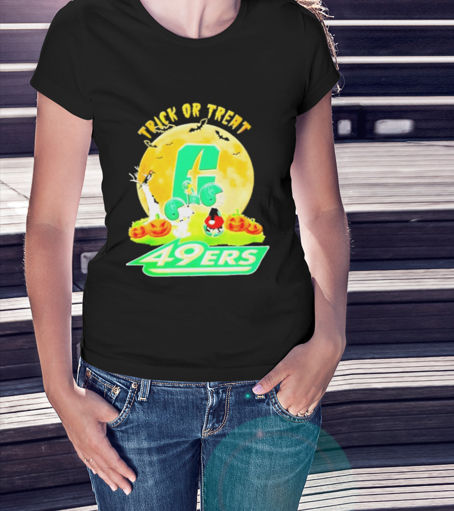 Charlotte 49ers Peanuts Trick Or Treat Halloween 2026 Abbey Road T-Shirt