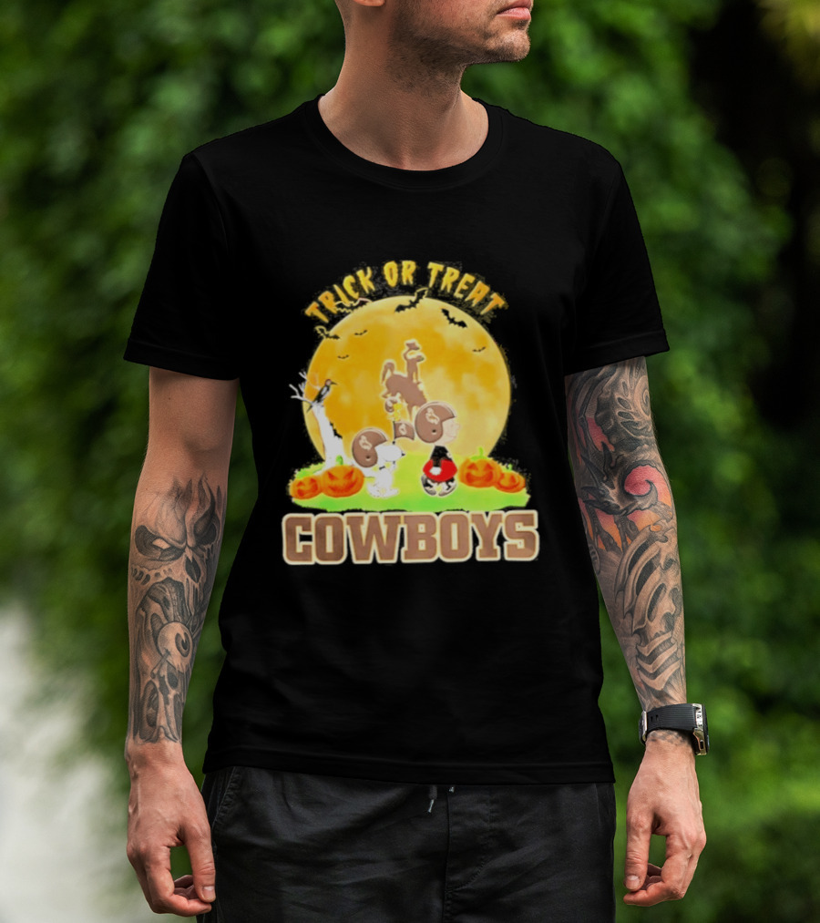 Wyoming Cowboys Peanuts Trick Or Treat Halloween Abbey Road 2026 T-Shirt