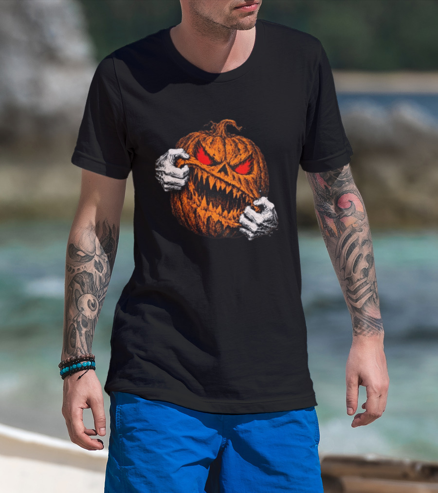 Halloween 2026 Evil Pumpkin Glowing Eyes Sharp Teeth Grinning Horror T-Shirt