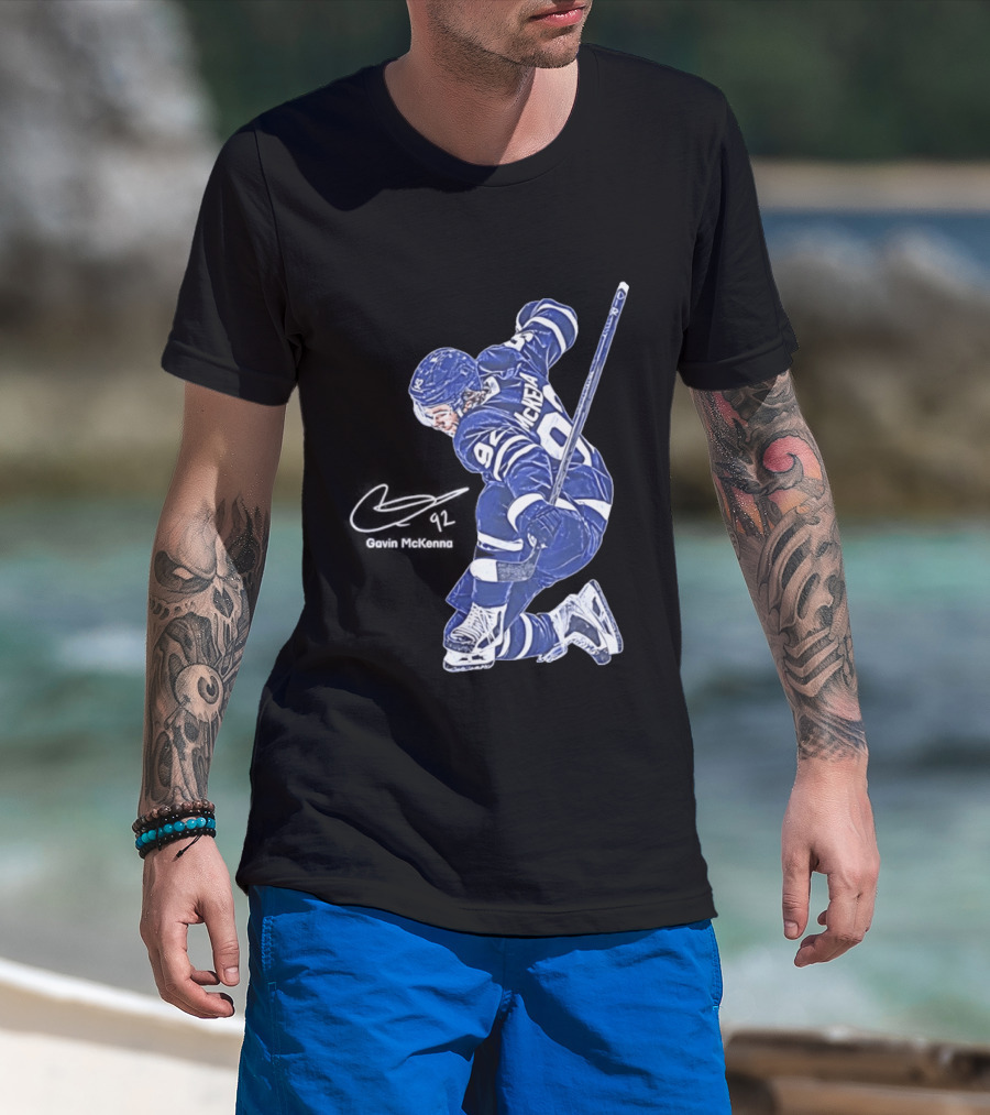 Gavin McKenna 98 Toronto Maple Leafs Pose Signature T-Shirt