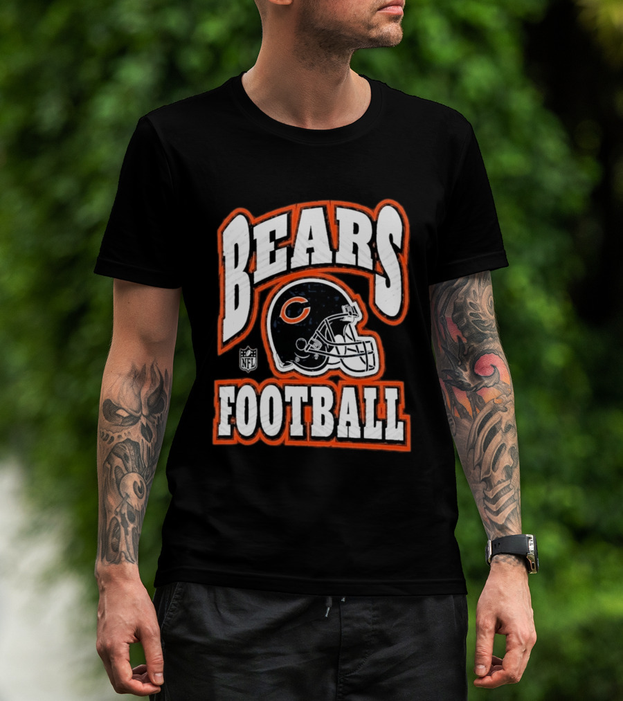 Chicago Bears Football 90s NFL Helmet T-Shirt
