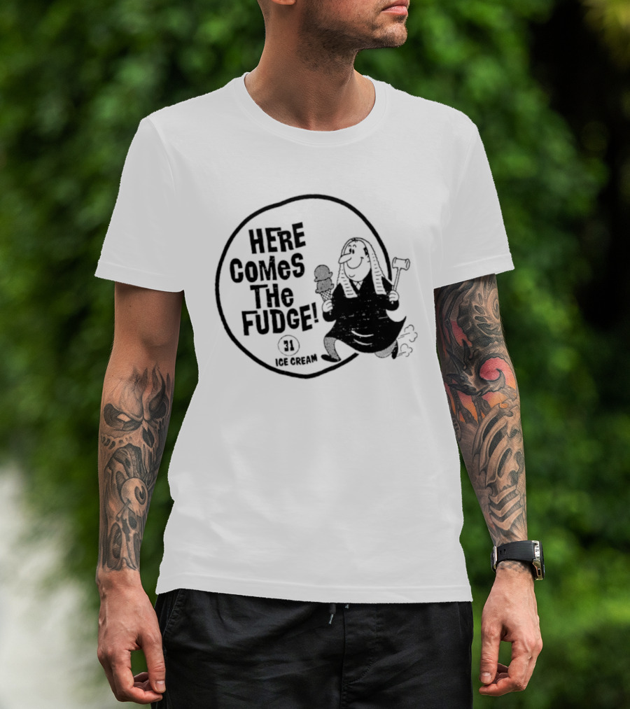 Baskin Robbins Here Comes The Fudge 31 Ice Cream T-Shirt