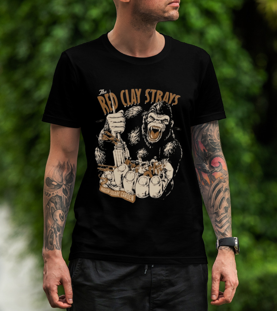 The Red Clay Strays Madison Square Garden New York 2026 Gorilla Empire State Building T-Shirt