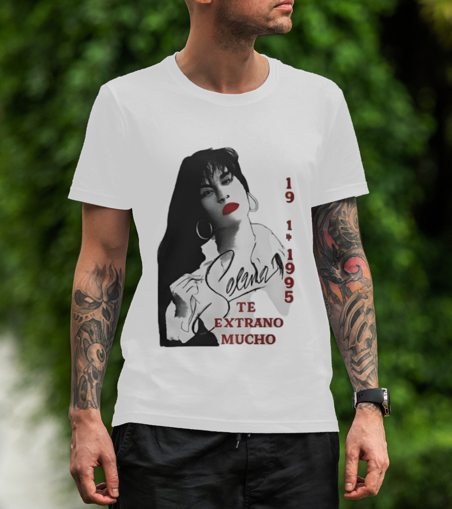 Selena Quintanilla 1971 1995 Te Extraño Mucho Black And White Elegance T-Shirt