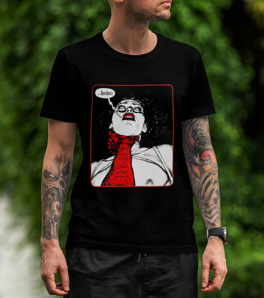 Punzadas De Fantasmas Mujer Con Corbata Rojo Cora 1999 Harder T-Shirt