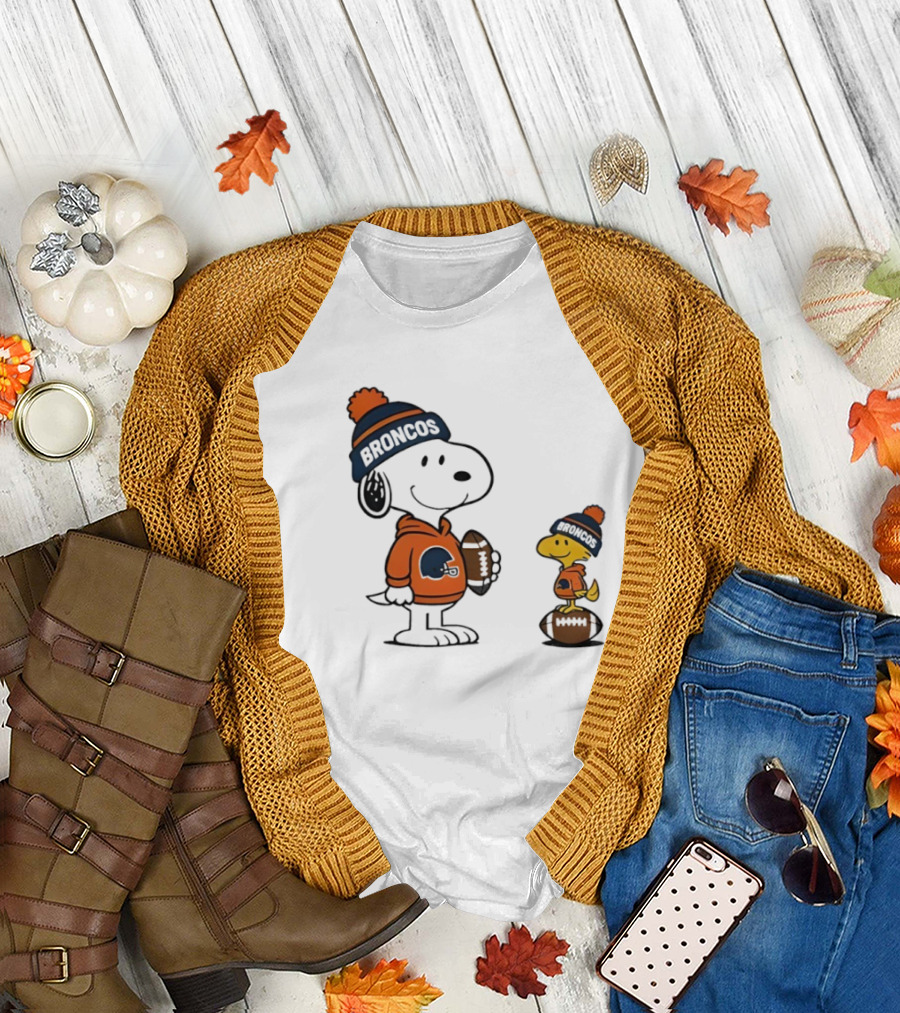 Snoopy Woodstock Denver Broncos NFL Football Fans T-Shirt