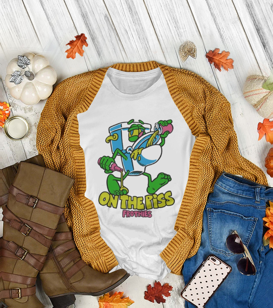Frothies On The Piss Cartoon Style Beer Character Fun Party T-Shirt