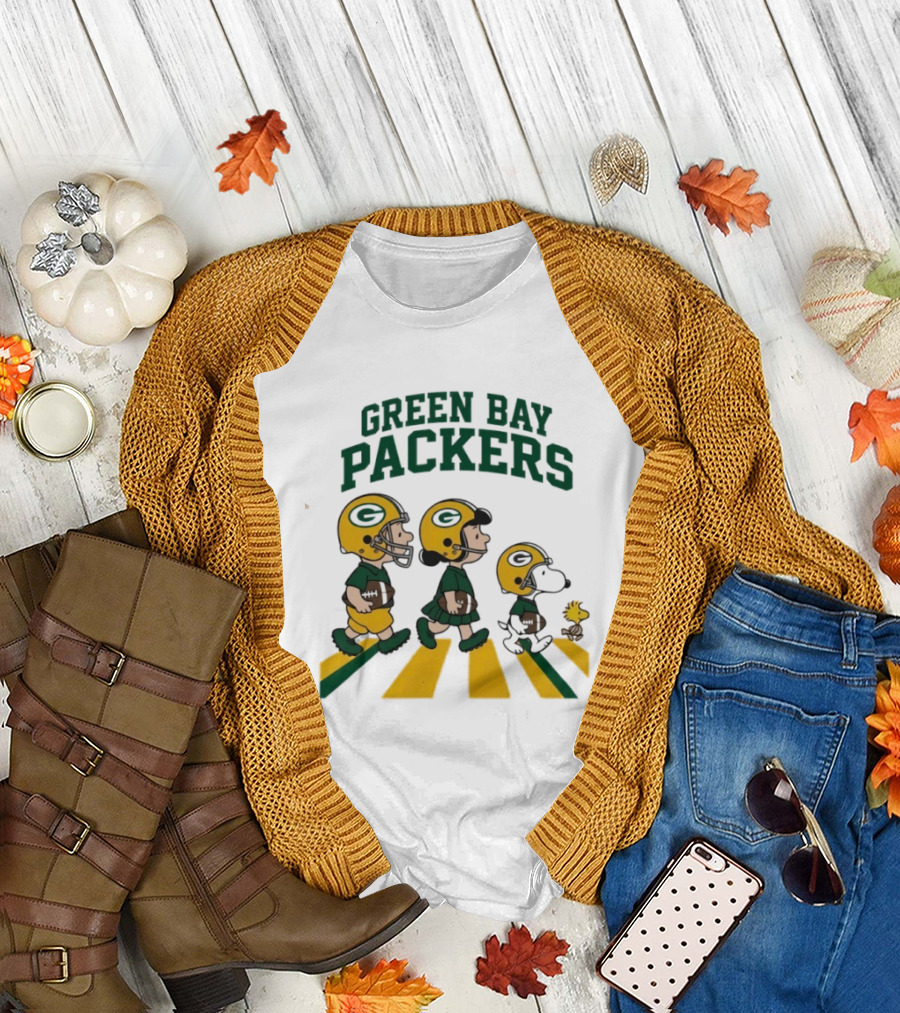 Green Bay Packers Peanuts Characters Abbey Road T-Shirt