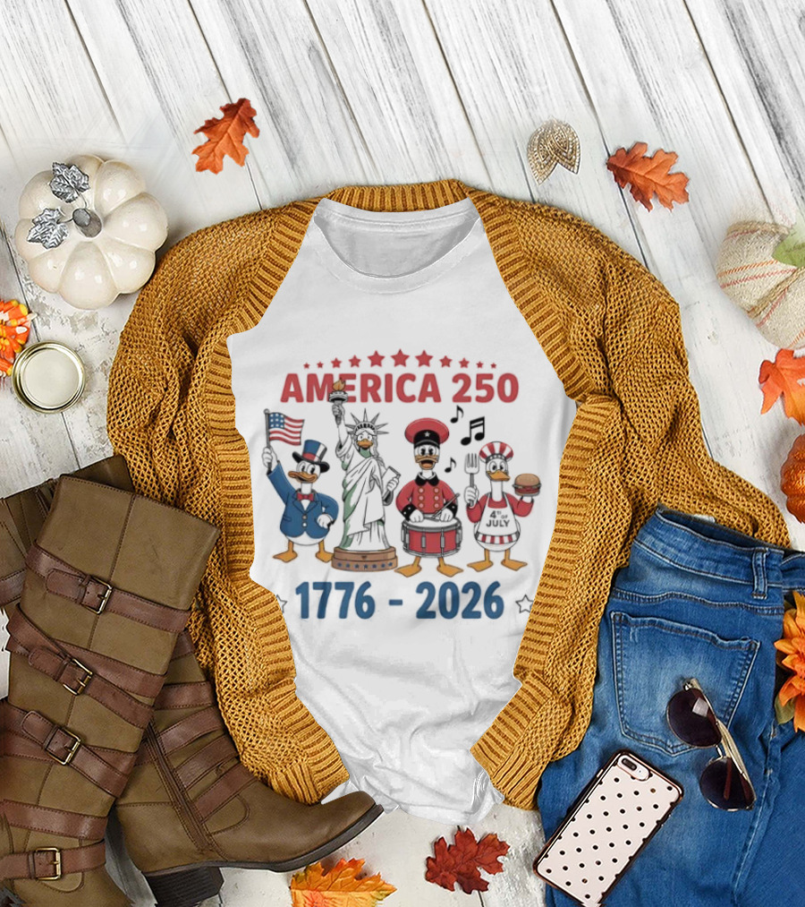America 250 Cartoon Goose 1776 2026 Statue Liberty Celebration T-Shirt