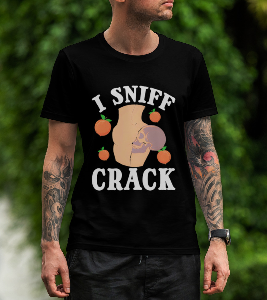 I Sniff Crack Skull Peach Vase Humor T-Shirt