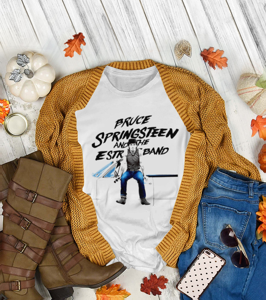 Bruce Springsteen and The E Street Band Photo Vintage Style Sitting on Car T-Shirt
