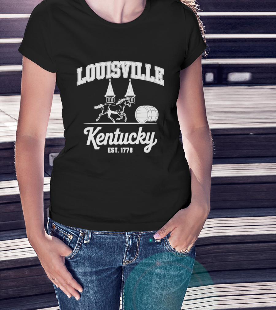 Louisville Kentucky Est 1778 Traditions Horse Racing Barrel T-Shirt