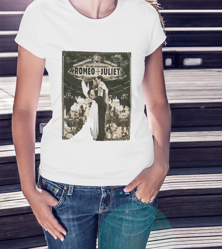 William Shakespeare's Romeo And Juliet Leonardo Claire Iconic Romantic Scene T-Shirt